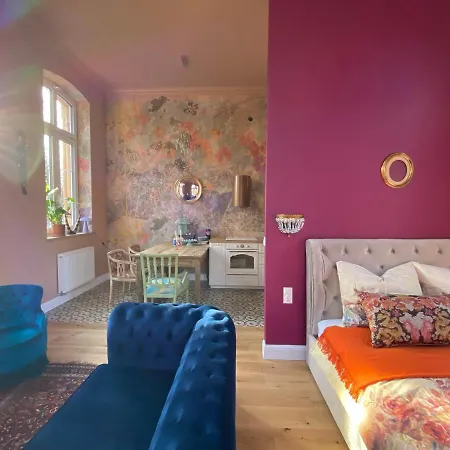 Апартаменты Apartament Ekskatedra Еленя-Гура